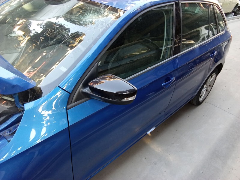 Recambio de puerta delantera izquierda para skoda rapid spaceback (nh1) 1.4 tdi referencia OEM IAM 5JA831055B  