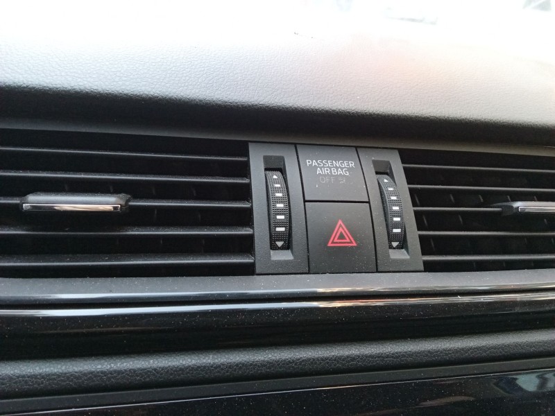 Recambio de warning para skoda rapid spaceback (nh1) 1.4 tdi referencia OEM IAM 5JA953507DFLI  