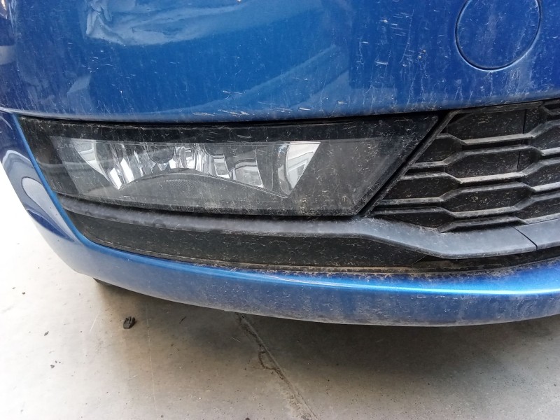Recambio de faro antiniebla derecho para skoda rapid spaceback (nh1) 1.4 tdi referencia OEM IAM   