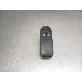 MANDO ELEVALUNAS DELANTERO IZQUIERDO 8200108269 