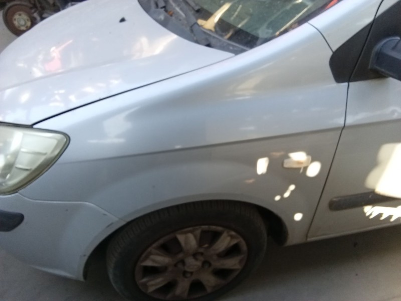 Recambio de aleta delantera izquierda para hyundai getz (tb) 1.1 referencia OEM IAM 663110B750  