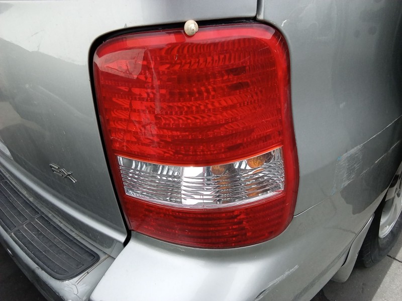Recambio de piloto trasero derecho para kia carnival ii (gq) 2.9 crdi referencia OEM IAM 0K55A51150A  