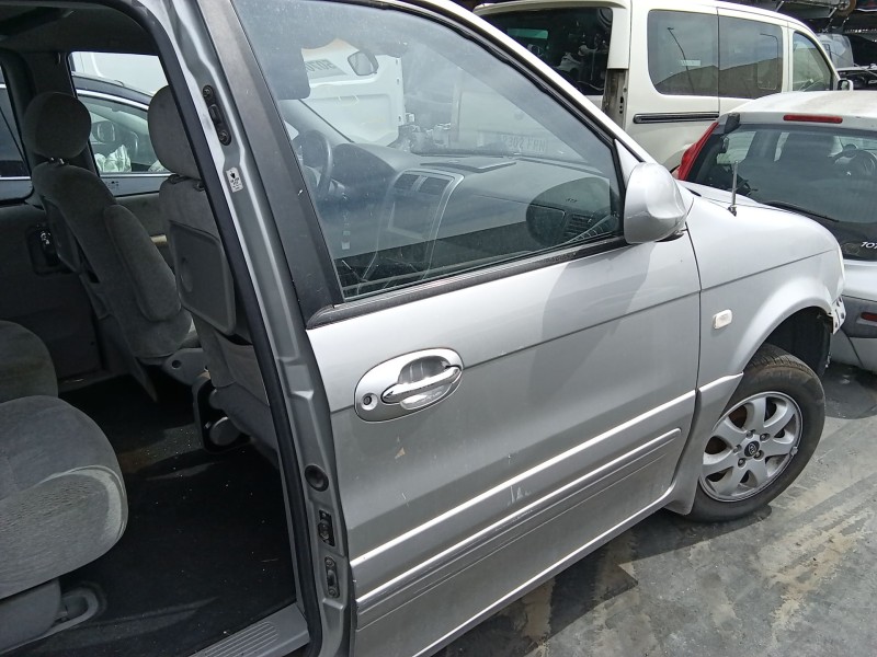 Recambio de puerta delantera derecha para kia carnival ii (gq) 2.9 crdi referencia OEM IAM 0K55A58020B  