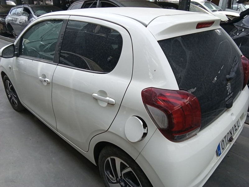 Recambio de puerta trasera izquierda para peugeot 108 1.0 vti 72 referencia OEM IAM 1687145180  