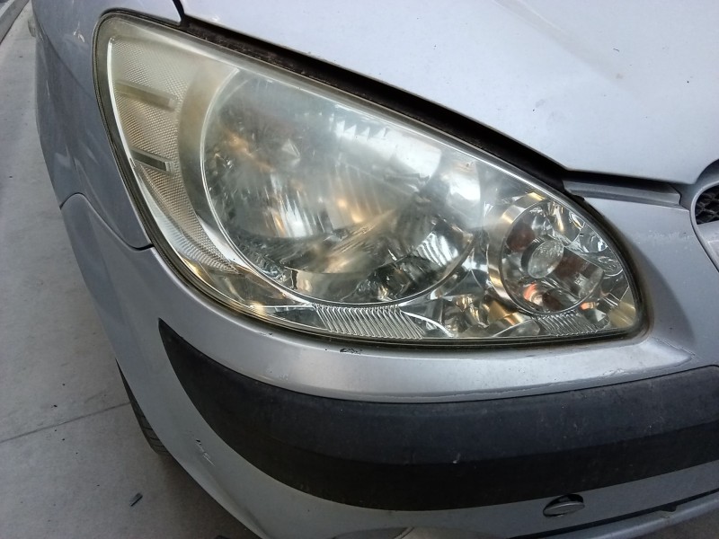 Recambio de faro derecho para hyundai getz (tb) 1.1 referencia OEM IAM 921020B510  