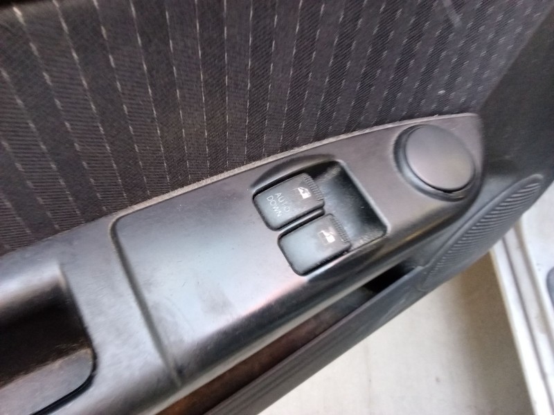 Recambio de mando elevalunas delantero izquierdo para hyundai getz (tb) 1.1 referencia OEM IAM 935701C230WK  