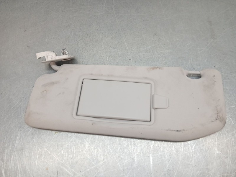 Recambio de parasol derecho para citroën c4 cactus 1.2 thp 110 referencia OEM IAM 98115412BJ  