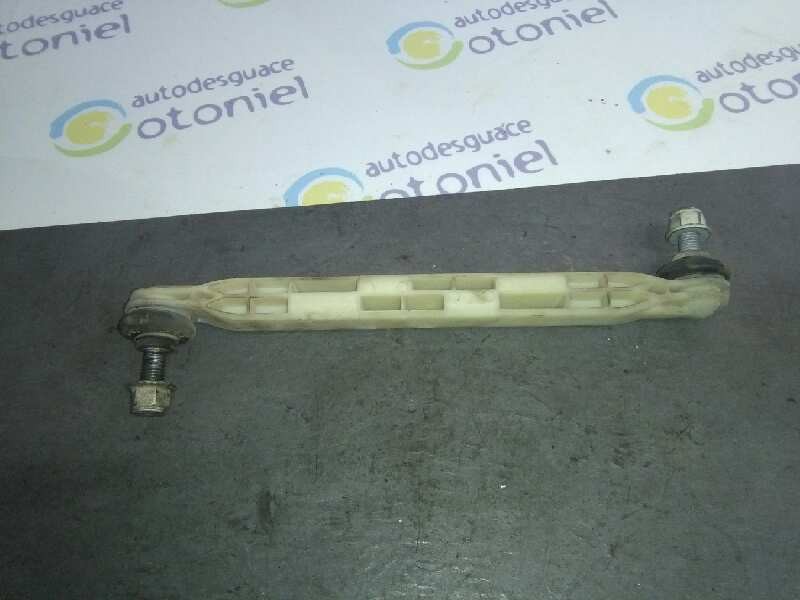 Recambio de bieleta estabilizadora delantera derecha para opel meriva b design edition referencia OEM IAM   