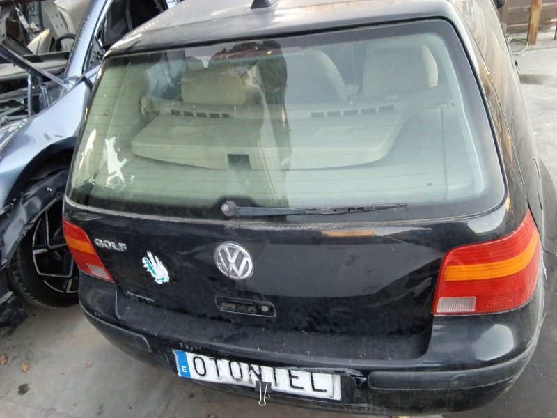 Recambio de porton trasero para volkswagen golf iv (1j1) 1.4 16v referencia OEM IAM 1J6827025G  