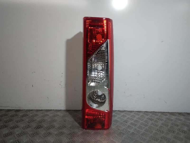 Recambio de piloto trasero derecho para citroën jumpy referencia OEM IAM 6351AH NUEVO 07-16