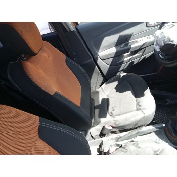 ASIENTO DELANTERO IZQUIERDO 