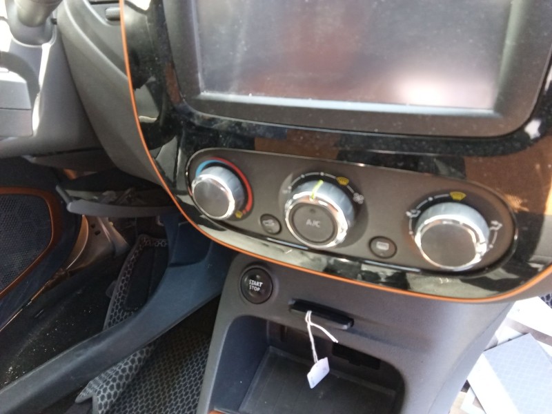 Recambio de mando calefaccion / aire acondicionado para renault captur i (j5_, h5_) 1.2 tce 120 referencia OEM IAM 275700653R  