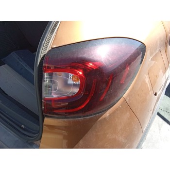 PILOTO TRASERO DERECHO 265509762R 