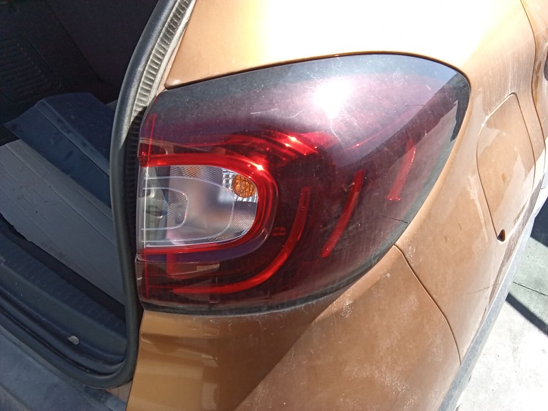 Recambio de piloto trasero derecho para renault captur i (j5_, h5_) 1.2 tce 120 referencia OEM IAM 265509762R  
