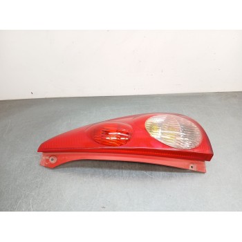 Recambio de piloto trasero derecho para peugeot 107 (pm_, pn_) 1.0 referencia OEM IAM 815500h040  