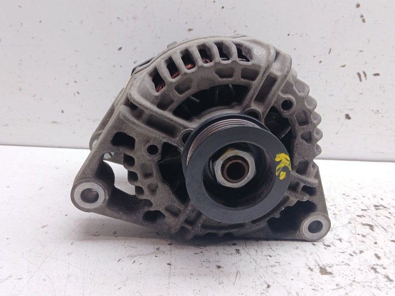 Recambio de alternador para opel corsa d catch me referencia OEM IAM 13222930 0124325171 93190139