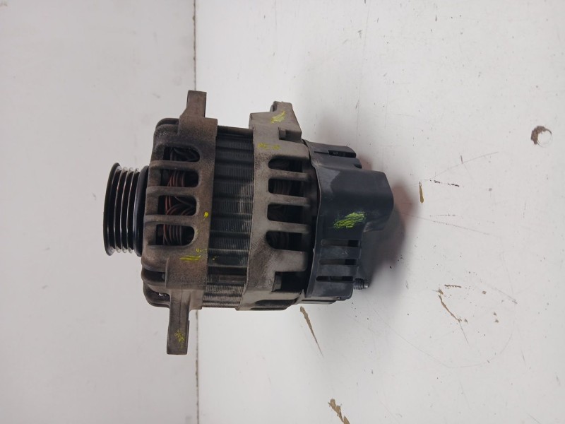 Recambio de alternador para hyundai getz (tb) 1.1 referencia OEM IAM 3730002550  