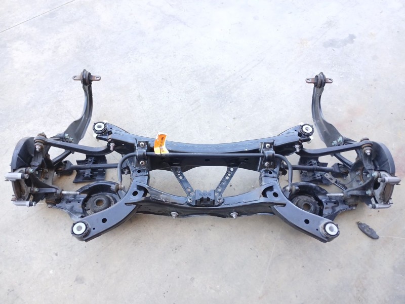 Recambio de puente trasero para mazda cx-5 (kf) 2.2 d referencia OEM IAM KB7W2880XE  