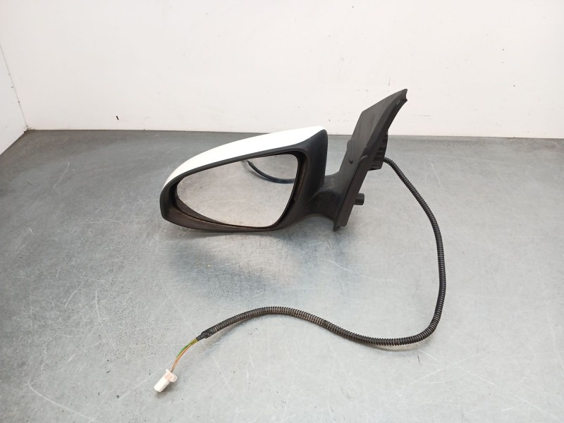 Recambio de retrovisor izquierdo para peugeot 108 1.0 vti 72 referencia OEM IAM 232631017  