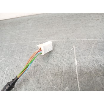 Recambio de retrovisor izquierdo para peugeot 108 1.0 vti 72 referencia OEM IAM 232631017  