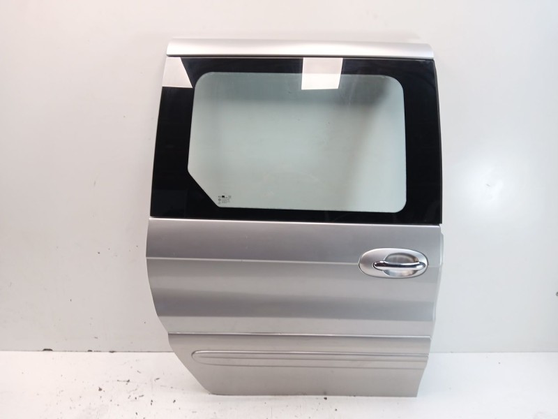 Recambio de puerta lateral corredera derecha para kia carnival ii (gq) 2.9 crdi referencia OEM IAM   