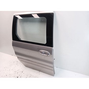 Recambio de puerta lateral corredera derecha para kia carnival ii (gq) 2.9 crdi referencia OEM IAM   