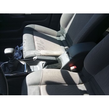 Recambio de apoyabrazos central para citroën c4 cactus 1.2 thp 110 referencia OEM IAM   
