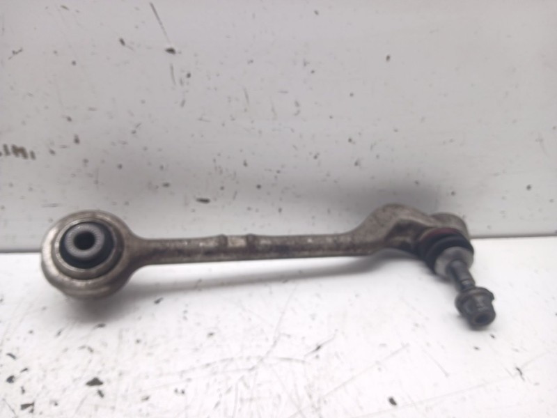 Recambio de brazo suspension inferior delantero izquierdo para bmw 1 (e87) 118 d referencia OEM IAM 6763699L  