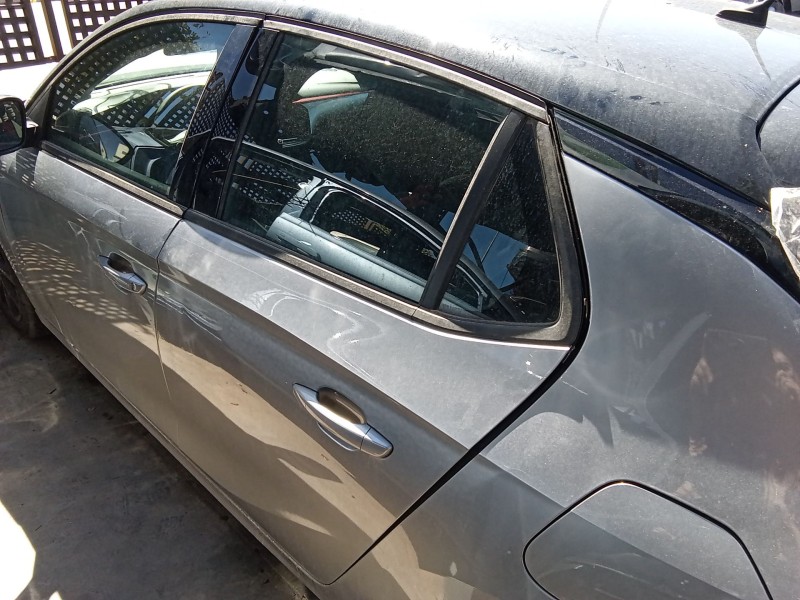 Recambio de puerta trasera izquierda para opel corsa f (p2jo) 1.2 (68) referencia OEM IAM 9837706080  