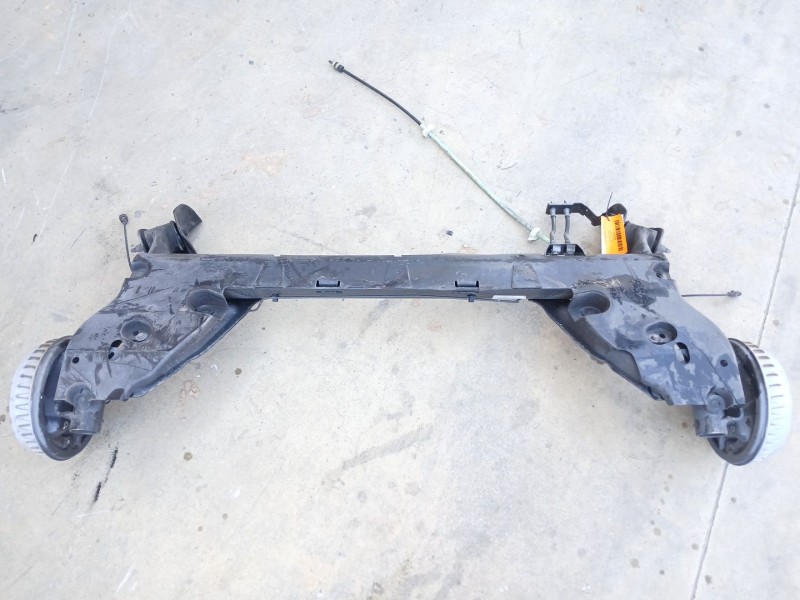 Recambio de puente trasero para renault clio iv (bh_) 0.9 tce 90 referencia OEM IAM 555118520R  