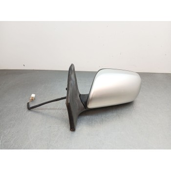 RETROVISOR IZQUIERDO 