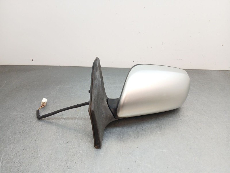 Recambio de retrovisor izquierdo para toyota avensis (_t25_) 1.8 (zzt251_) referencia OEM IAM   