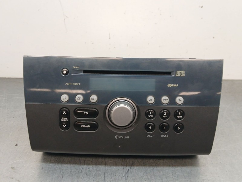 Recambio de sistema audio / radio cd para suzuki swift iii (mz, ez) 1.3 ddis (rs 413d) referencia OEM IAM   