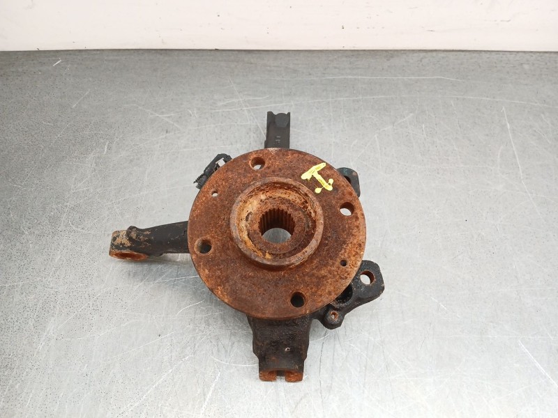 Recambio de mangueta delantera derecha para opel corsa f (p2jo) 1.2 (68) referencia OEM IAM   