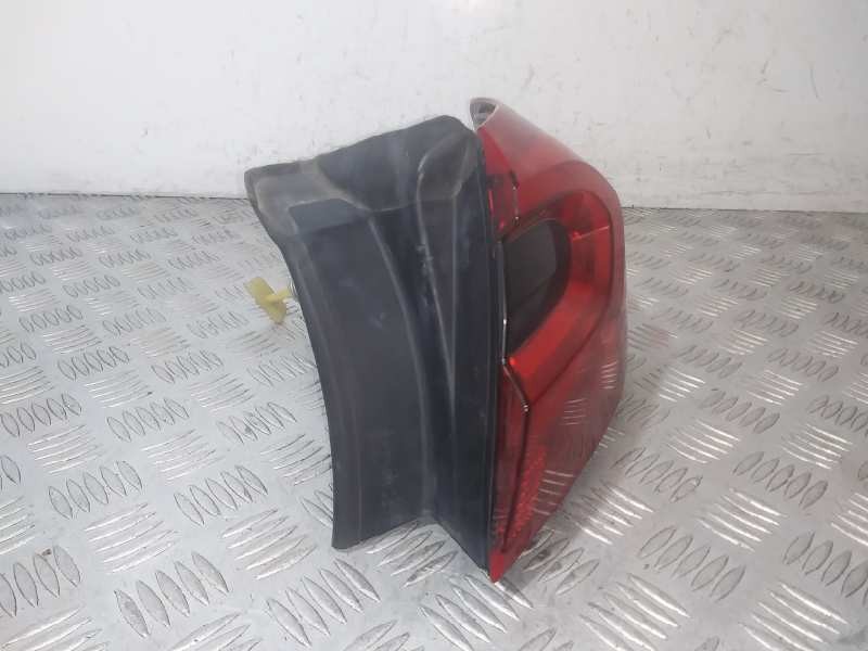 Recambio de piloto trasero derecho para ford fiesta (ce1) st-line referencia OEM IAM 2255983  2255983