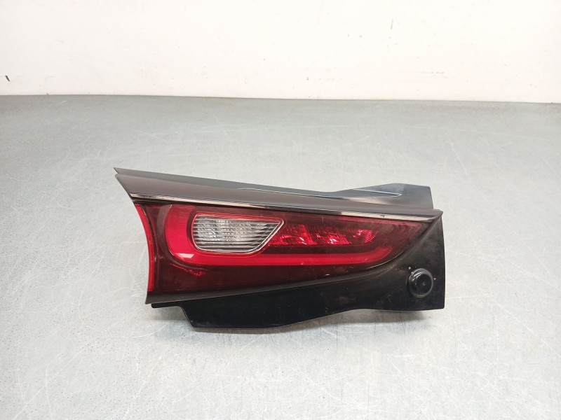 Recambio de piloto trasero izquierdo interior para mazda cx-5 (kf) 2.2 d referencia OEM IAM KB8A513G0B  