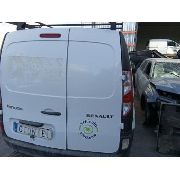 PUERTA TRASERA DERECHA 901003757R 