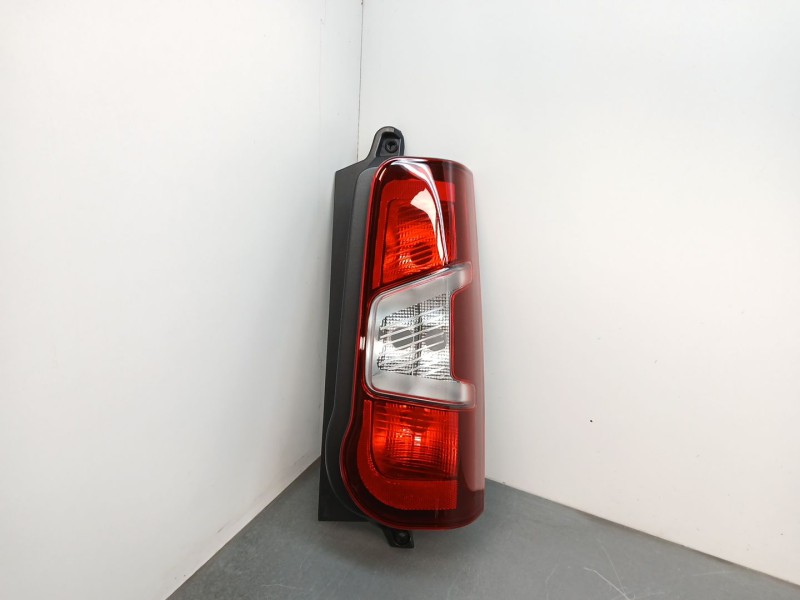 Recambio de piloto trasero derecho para citroën berlingo referencia OEM IAM 3649978 9820554880 16223712