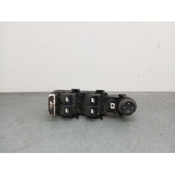 Recambio de mando elevalunas delantero izquierdo para citroën c4 berlina premier referencia OEM IAM DE 4 falta botón retrovisor 