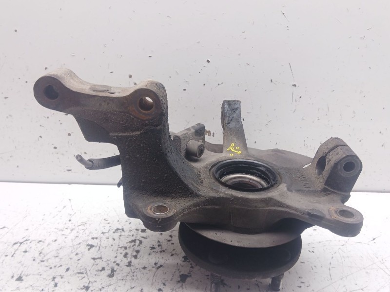 Recambio de mangueta delantera derecha para kia carnival ii (gq) 2.9 crdi referencia OEM IAM 0K55333021A  
