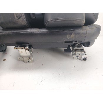 Recambio de asientos traseros para citroën c-crosser 2.2 hdi fap cat referencia OEM IAM   
