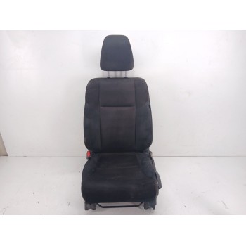ASIENTO DELANTERO IZQUIERDO 