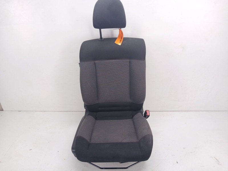 Recambio de asiento delantero derecho para citroën c4 cactus 1.2 thp 110 referencia OEM IAM   