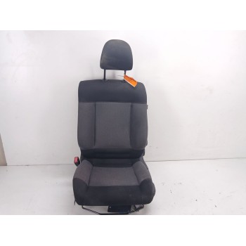 ASIENTO DELANTERO IZQUIERDO 