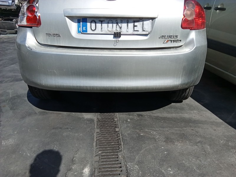 Recambio de paragolpes trasero para toyota auris (_e15_) 1.4 d-4d (nde150_) referencia OEM IAM 5215902952  