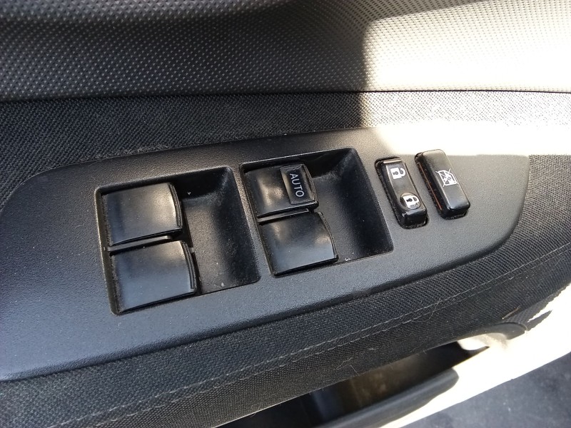 Recambio de mando elevalunas delantero izquierdo para toyota auris (_e15_) 1.4 d-4d (nde150_) referencia OEM IAM 8482002210  