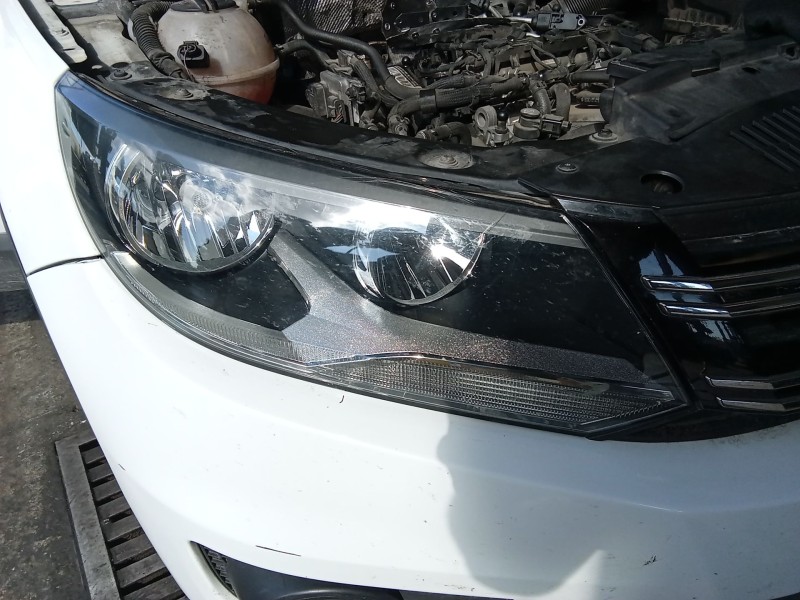 Recambio de faro derecho para volkswagen tiguan (5n_) 2.0 tdi referencia OEM IAM 5N1941006C  