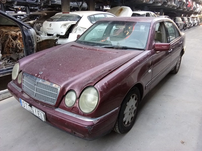 mercedes-benz clase e (w210) del año 1998