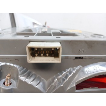 Recambio de piloto trasero derecho para mercedes-benz clase c (w202) c 180 (202.018) referencia OEM IAM 2028203664  