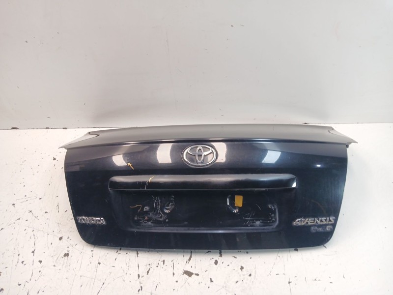 Recambio de porton trasero para toyota avensis (_t25_) 2.0 d-4d (cdt250_) referencia OEM IAM 6440105050  